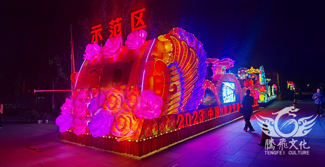 彩車(chē)巡游活動(dòng)，萬(wàn)人空港人氣爆棚